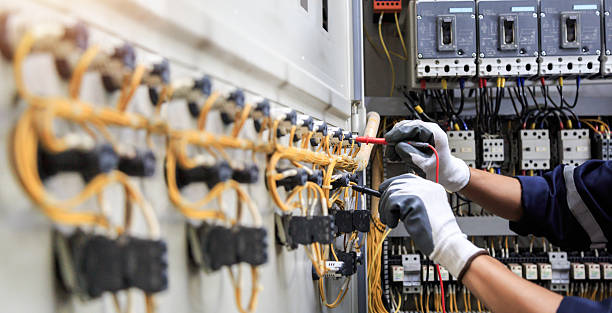 Professional Electrician technician working in Montclair State University, NJ